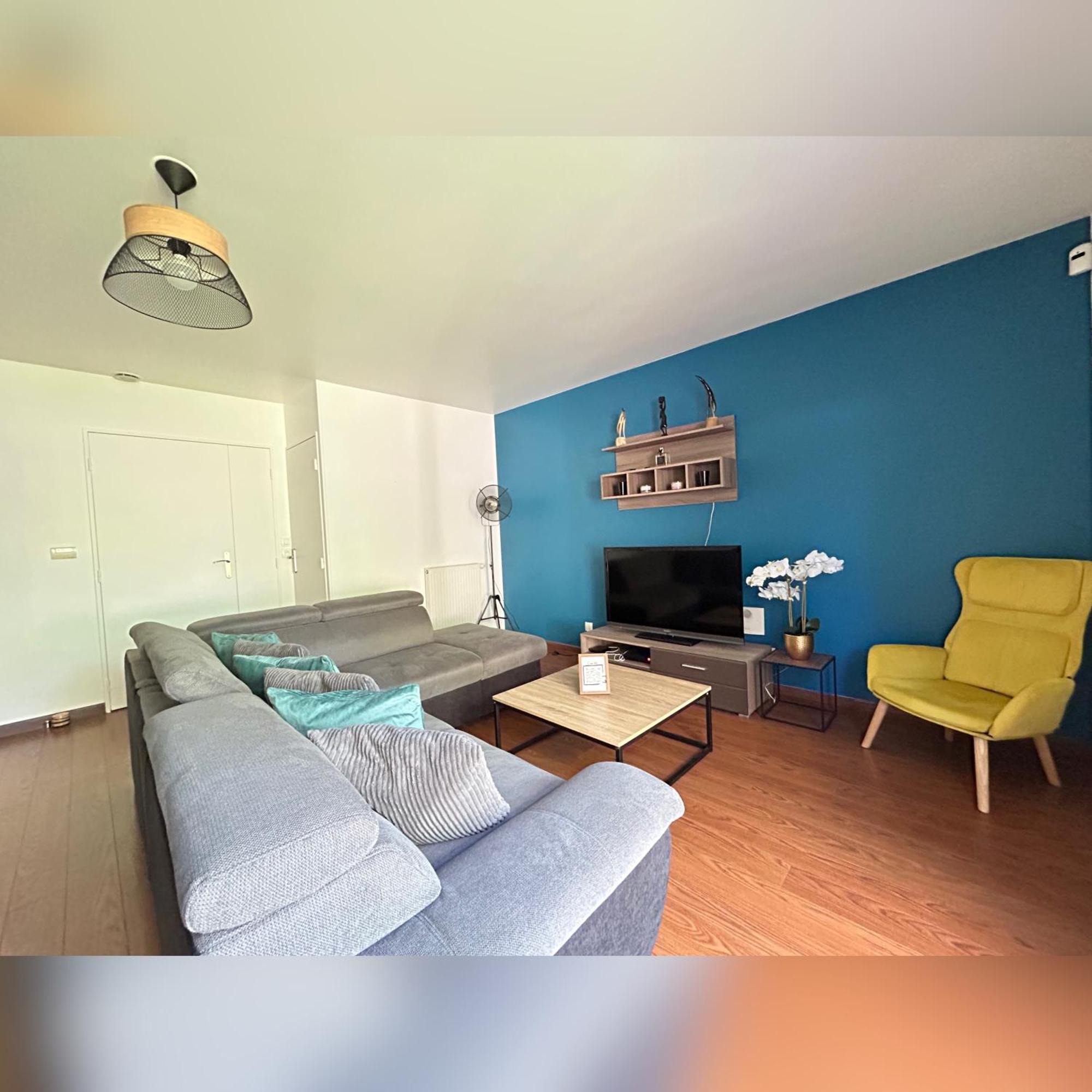 Le Duplex Chessy - 15Min From Disneyland - 2 Private Parkings - Garden - Kingsize & Queensize Bed - Supermarket Behind The House Exteriér fotografie