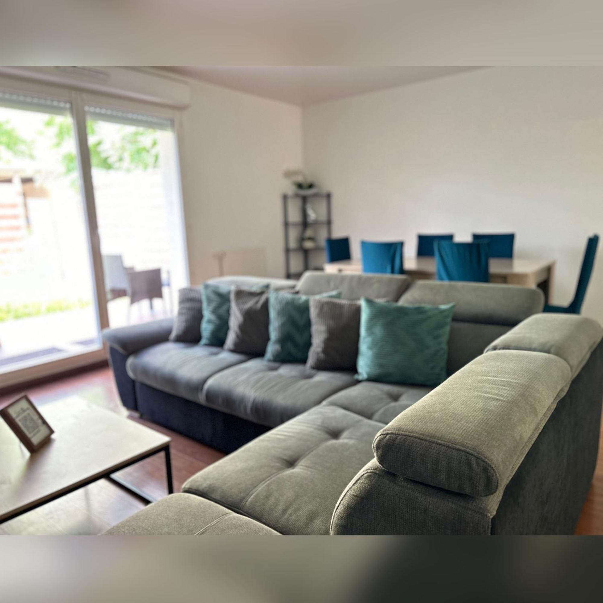Le Duplex Chessy - 15Min From Disneyland - 2 Private Parkings - Garden - Kingsize & Queensize Bed - Supermarket Behind The House Exteriér fotografie